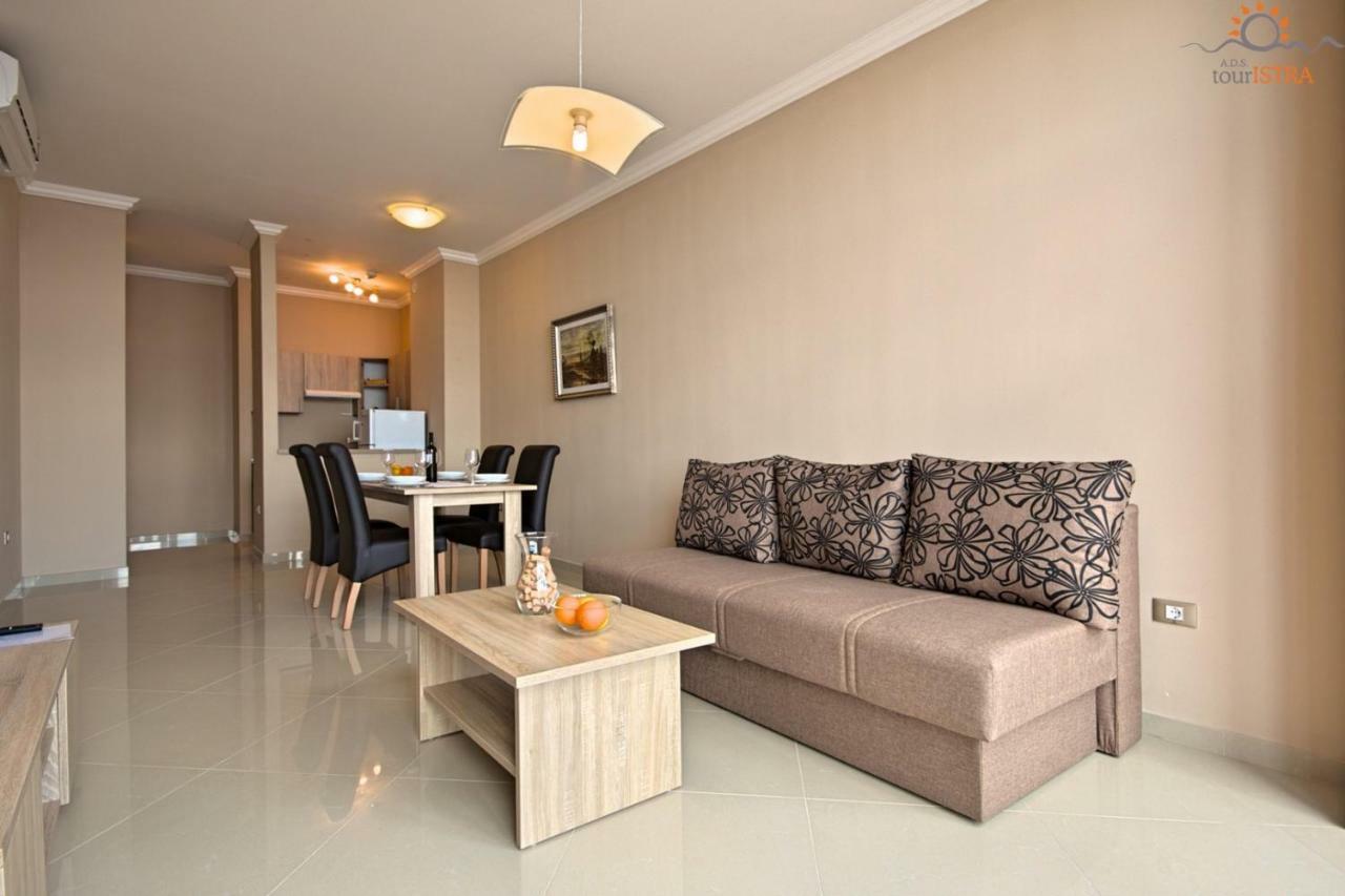 Apartment mit Meerblick